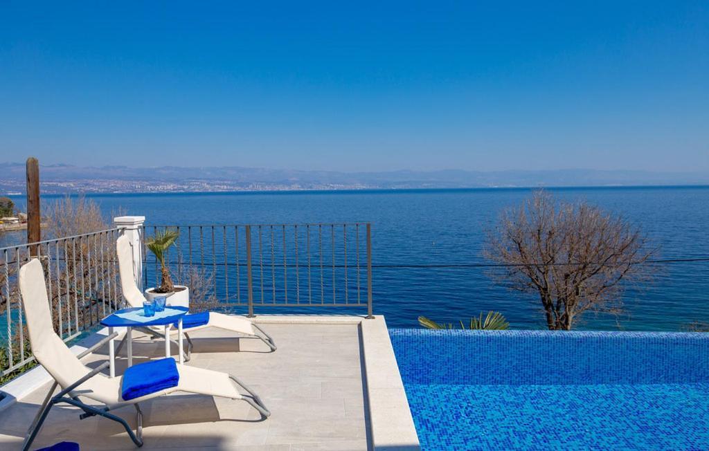Villa Medea Ловран Экстерьер фото